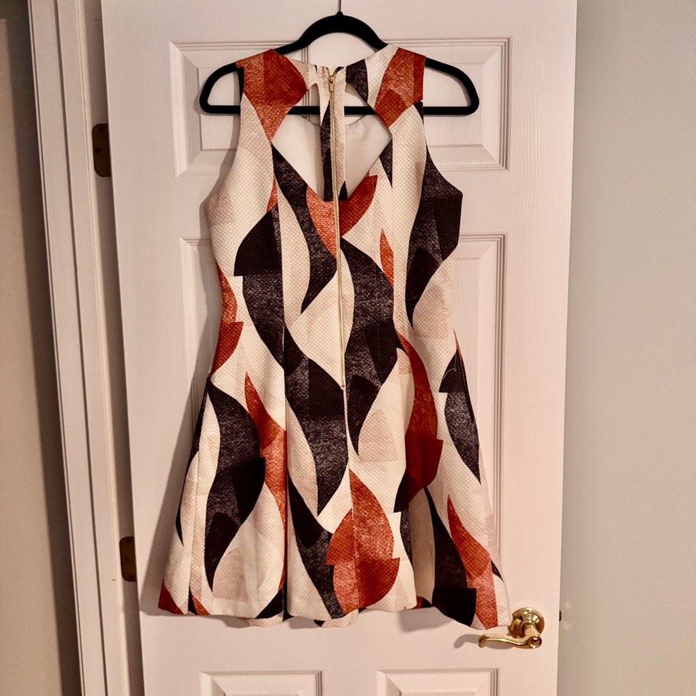 H&M Cream and Black Patterned Mini Dress - Picture 6 of 6